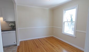85 Ivy St, Branford, CT 06405
