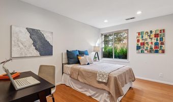 1118 Bismarck Ln, Alameda, CA 94502