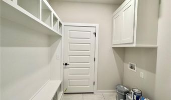 22 Bankfoot Dr, Bella Vista, AR 72715