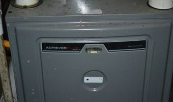 28 N. Third St, Albion, IL 62806