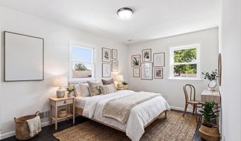 816 Berkeley Ave, Beachwood, NJ 08722