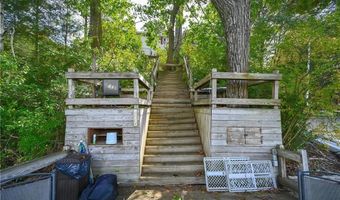 325 Lake Dr, Glocester, RI 02814