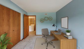 14 Oxford Ct, Algonquin, IL 60102