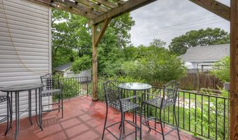 709 E 12th St, Baxter Springs, KS 66713