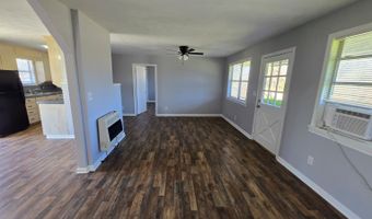 310 S Wickham St, Alvord, TX 76225