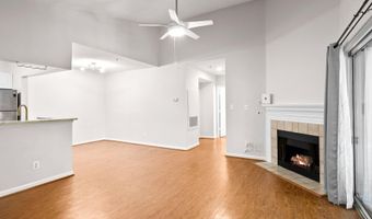 20322 BEECHWOOD Ter 301, Ashburn, VA 20147