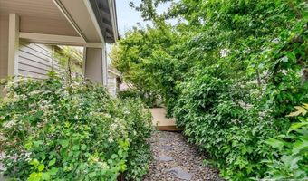 337 Genoa Springs Dr, Genoa, NV 89411