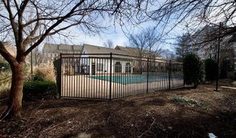 2324 HENSHAW Pl 3, Alexandria, VA 22311