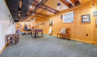 210 Evergreen Dr, Batesville, IN 47006