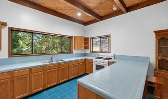 3750 Trout Gulch Rd, Aptos, CA 95003