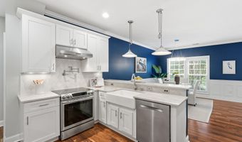 56 Wade Hampton Dr, Beaufort, SC 29907