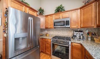 1421 Douglas Ave E, North Providence, RI 02904