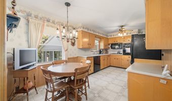 209 S Beverly Ave, Austintown, OH 44515