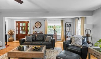 111 Peeptoad Rd, Scituate, RI 02857