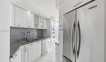 3610 Yacht Club Dr 702, Aventura, FL 33180