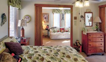 51 FORREST St, Basye, VA 22810