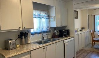 4424 SE ROETHE Rd 8, Milwaukie, OR 97267