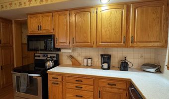 1721 15th St, Monroe, WI 53566