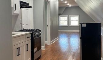 24 W 35TH St 4, Bayonne, NJ 07002