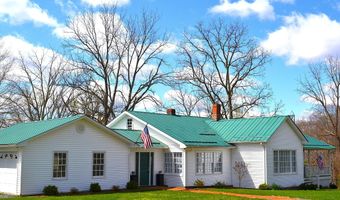 5557 Flat Mountain Rd, Alderson, WV 24910