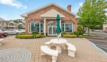 130 Francesca Way, Amityville, NY 11701