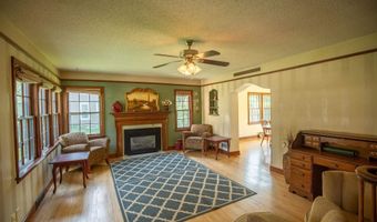 716 S Jones St, Algona, IA 50511