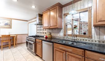 676 N Ellicott Creek Rd, Amherst, NY 14228