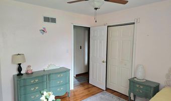 902 CLYDESDALE Dr, Bear, DE 19701