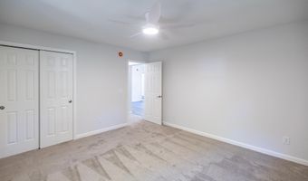 86 Western Ave, Auburn, ME 04210