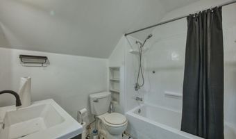 304 W 3rd Ave N, Aurora, MN 55705