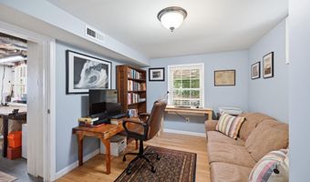 1116 N ROOSEVELT St N, Arlington, VA 22205