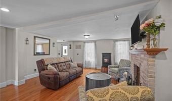 1345 Tarkiln Rd, Burrillville, RI 02830
