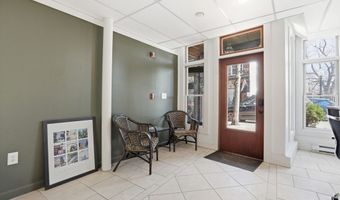 57 Main St 9, Amesbury, MA 01913