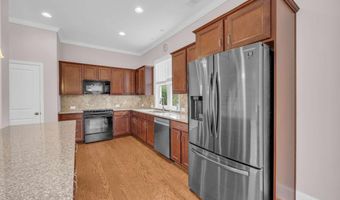 519 Huntington Dr, Ball Ground, GA 30107