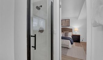 504 Thornlea Ct, Ballwin, MO 63011