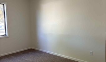 1203 Elm St, Auburn, IN 46706