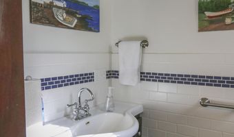 11 Durham St, Belfast, ME 04915