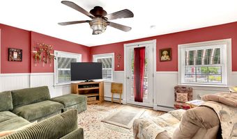 77 Navesink Ave, North Middletown, NJ 07748