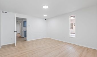 207 S PATRICK St 204, Alexandria, VA 22314