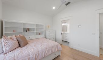 403 N SHORE Dr, Anna Maria, FL 34216