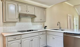 107 Augusta Ave, Benton, LA 71006