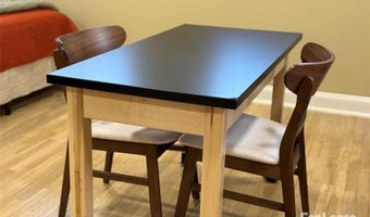 5 Elmore St, Asheville, NC 28804