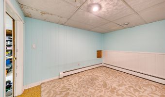 70 Dogwood Ln, Bristol, CT 06010