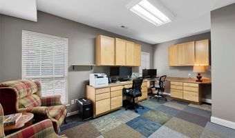 500 Terrington Dr, Ballwin, MO 63021