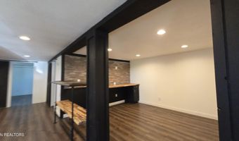 208 Riggs St, Athens, TN 37303