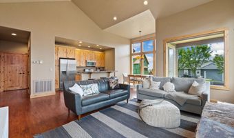 220 Bluebunch Ct, Bigfork, MT 59911