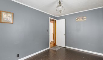 218 Breezy Hill Rd, Barton, VT 05822