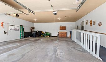 W3082 WHITEPINE Drive, Appleton, WI 54915