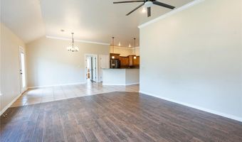 2001 Yukon Dr, Barling, AR 72923