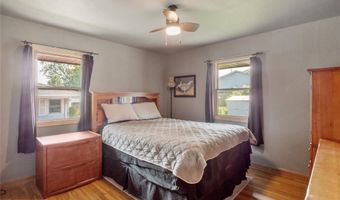 2719 E Tiffin Ave, Des Moines, IA 50317